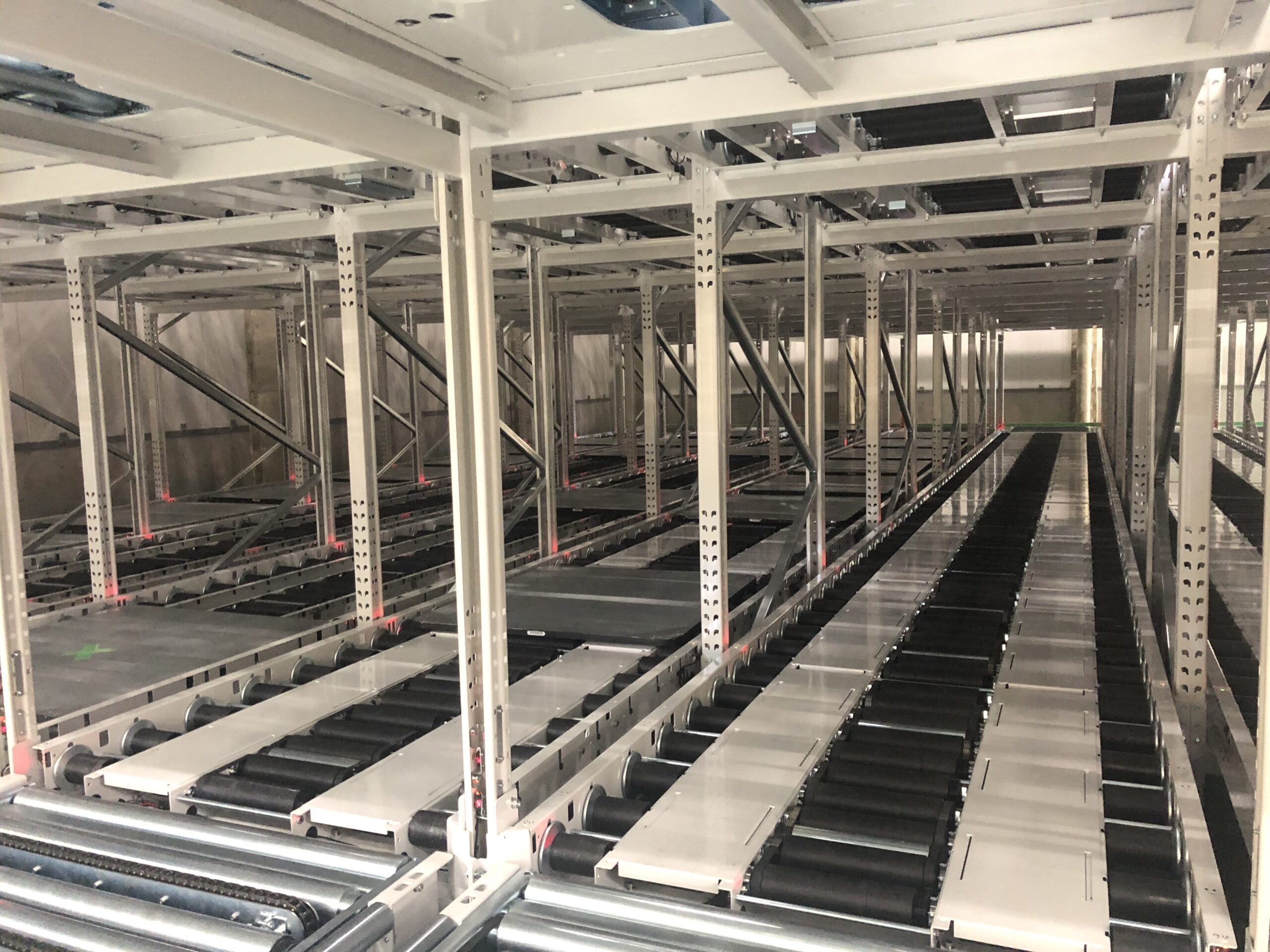 原料を保管する副資材庫_1